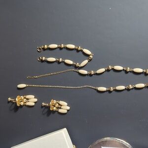 Elegant Gold and Cream Jewelry Set Vintage